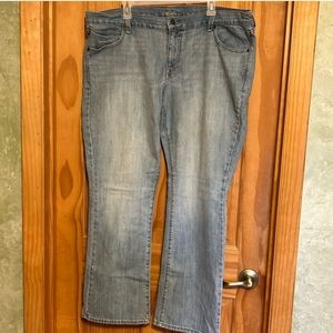 Women’s Old Navy Diva Bootcut Jeans Light Blue Size 18 Regular